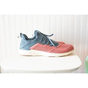 APL TechLoom Tracer Womens 6.5 Sneaker